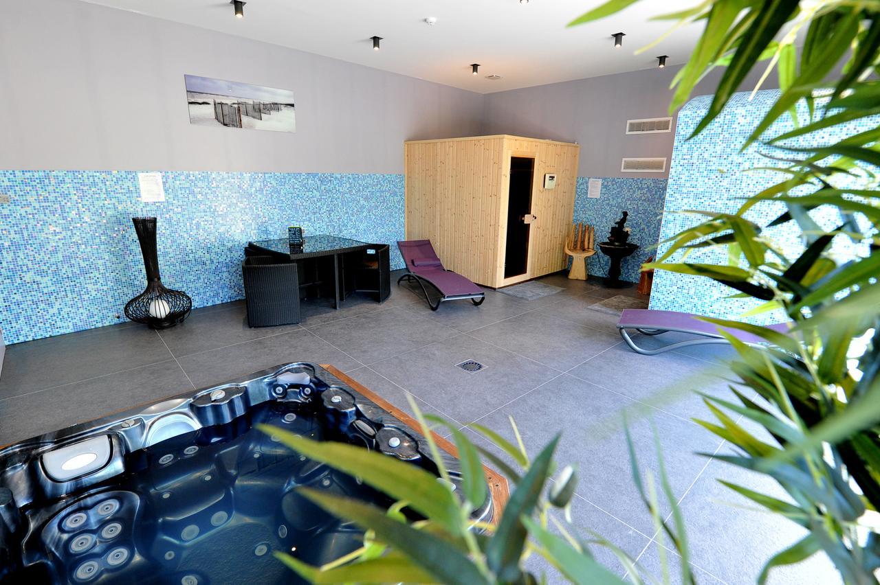 Logis- Hotel Spa Restaurant L'Epicurial Saint-Pey-de-Castets المظهر الخارجي الصورة