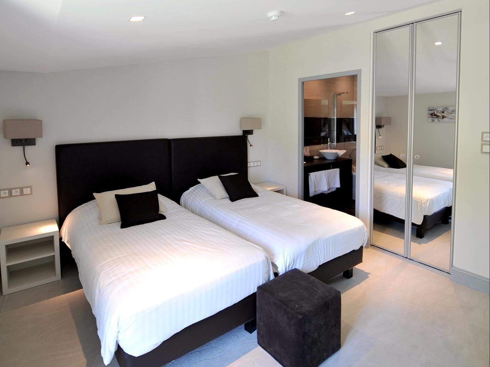 Logis- Hotel Spa Restaurant L'Epicurial Saint-Pey-de-Castets المظهر الخارجي الصورة