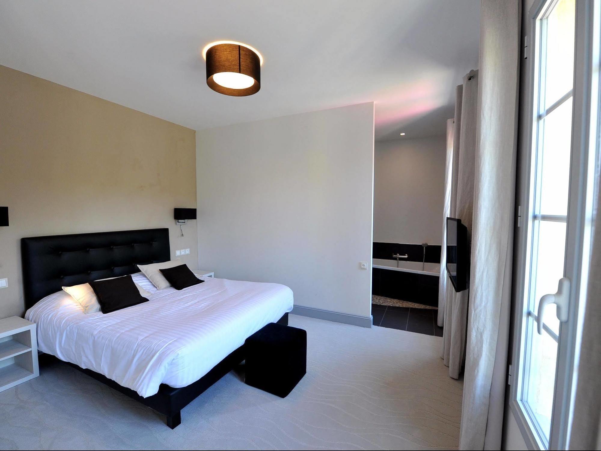 Logis- Hotel Spa Restaurant L'Epicurial Saint-Pey-de-Castets المظهر الخارجي الصورة