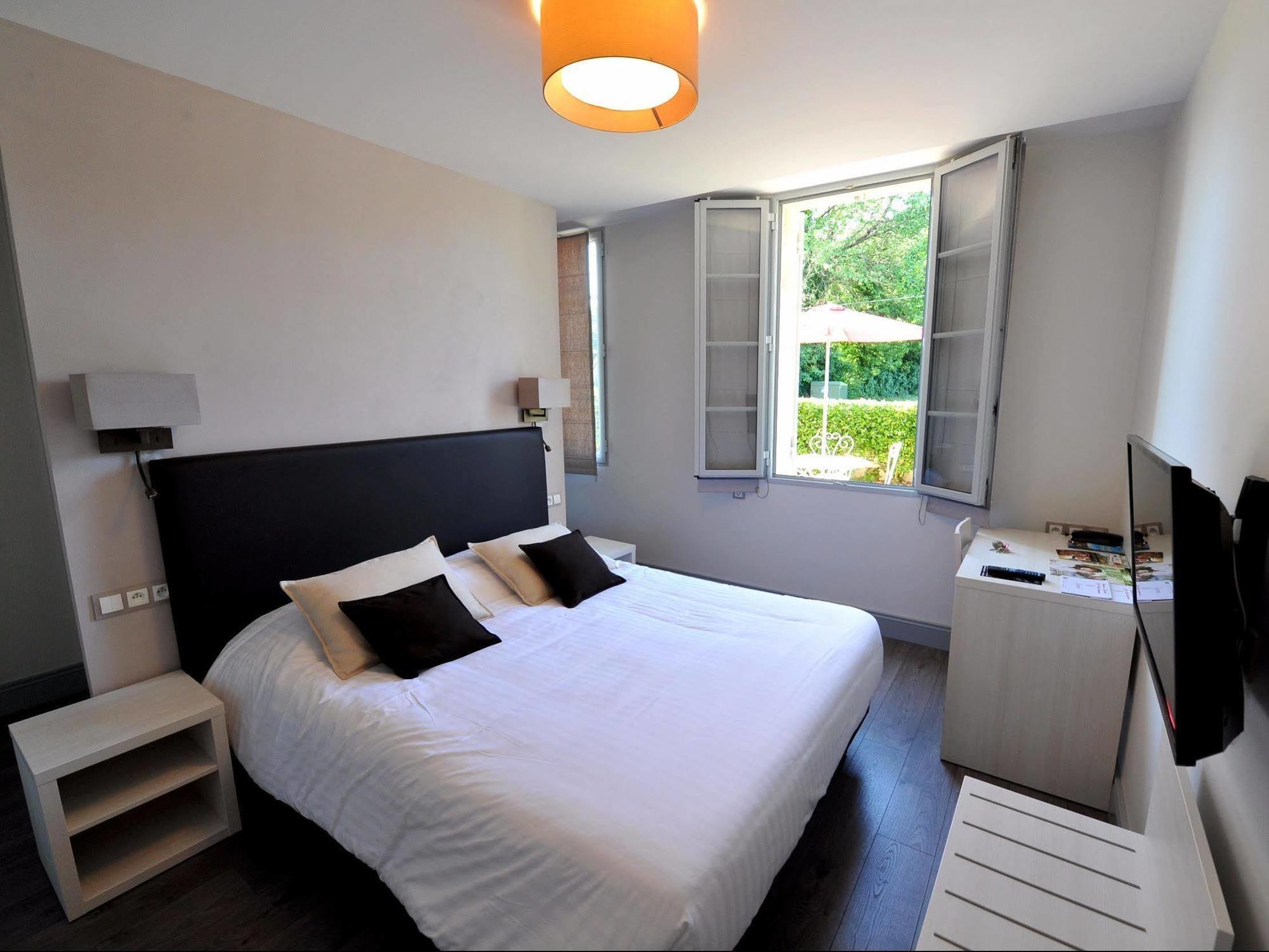 Logis- Hotel Spa Restaurant L'Epicurial Saint-Pey-de-Castets المظهر الخارجي الصورة