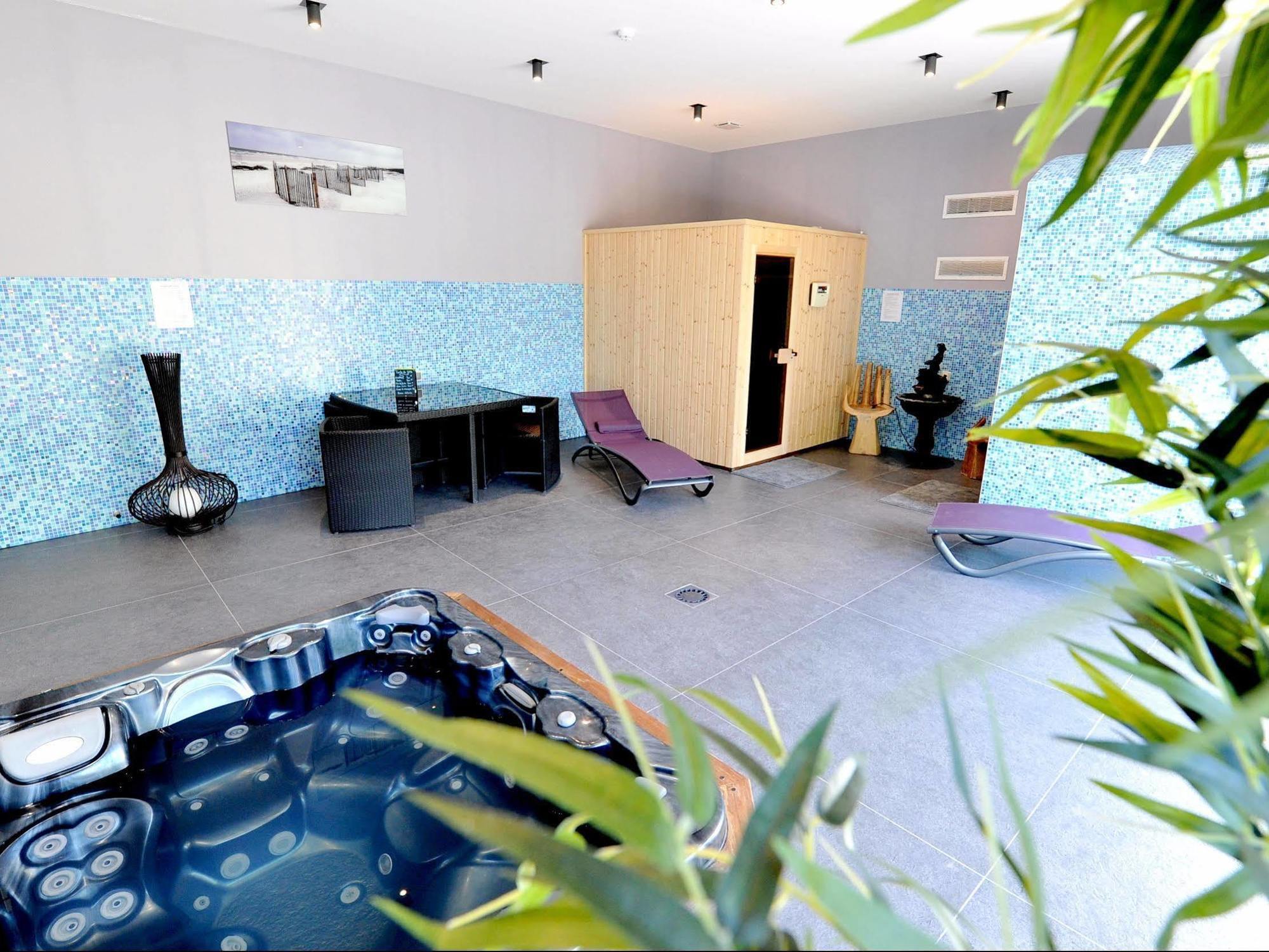 Logis- Hotel Spa Restaurant L'Epicurial Saint-Pey-de-Castets المظهر الخارجي الصورة